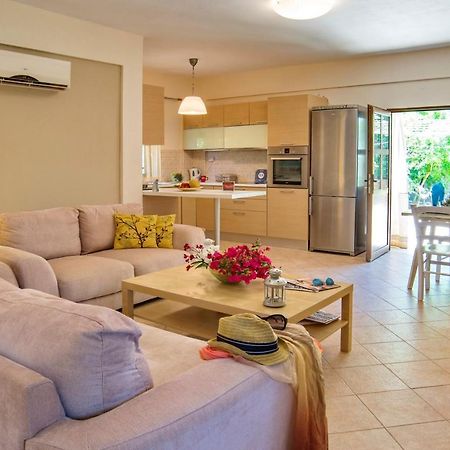 Villa Kiki Paxos Ozias Гайос Екстериор снимка