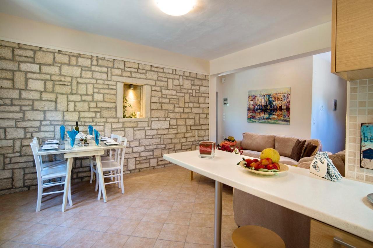 Villa Kiki Paxos Ozias Гайос Екстериор снимка